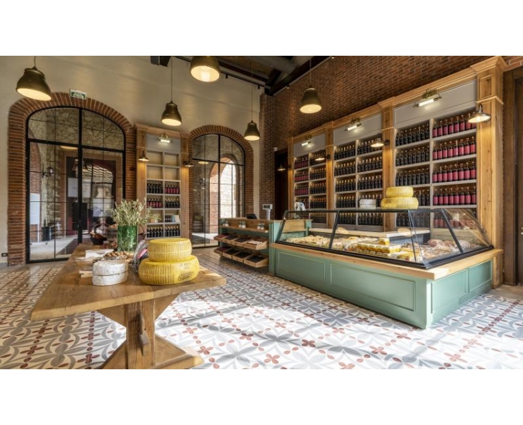 Asmadan Fabrika ve Otel İnşaatı
